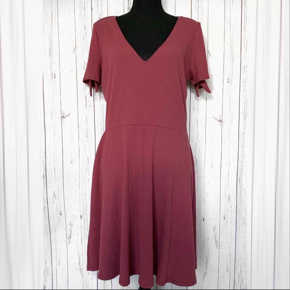 ⬇️🌹Abercrombie&Fitch (XL) Ribbed Midi Flare Dress - Picture 4 of 8